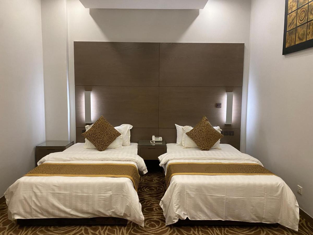 180 Degrees Almalqa Riyadh