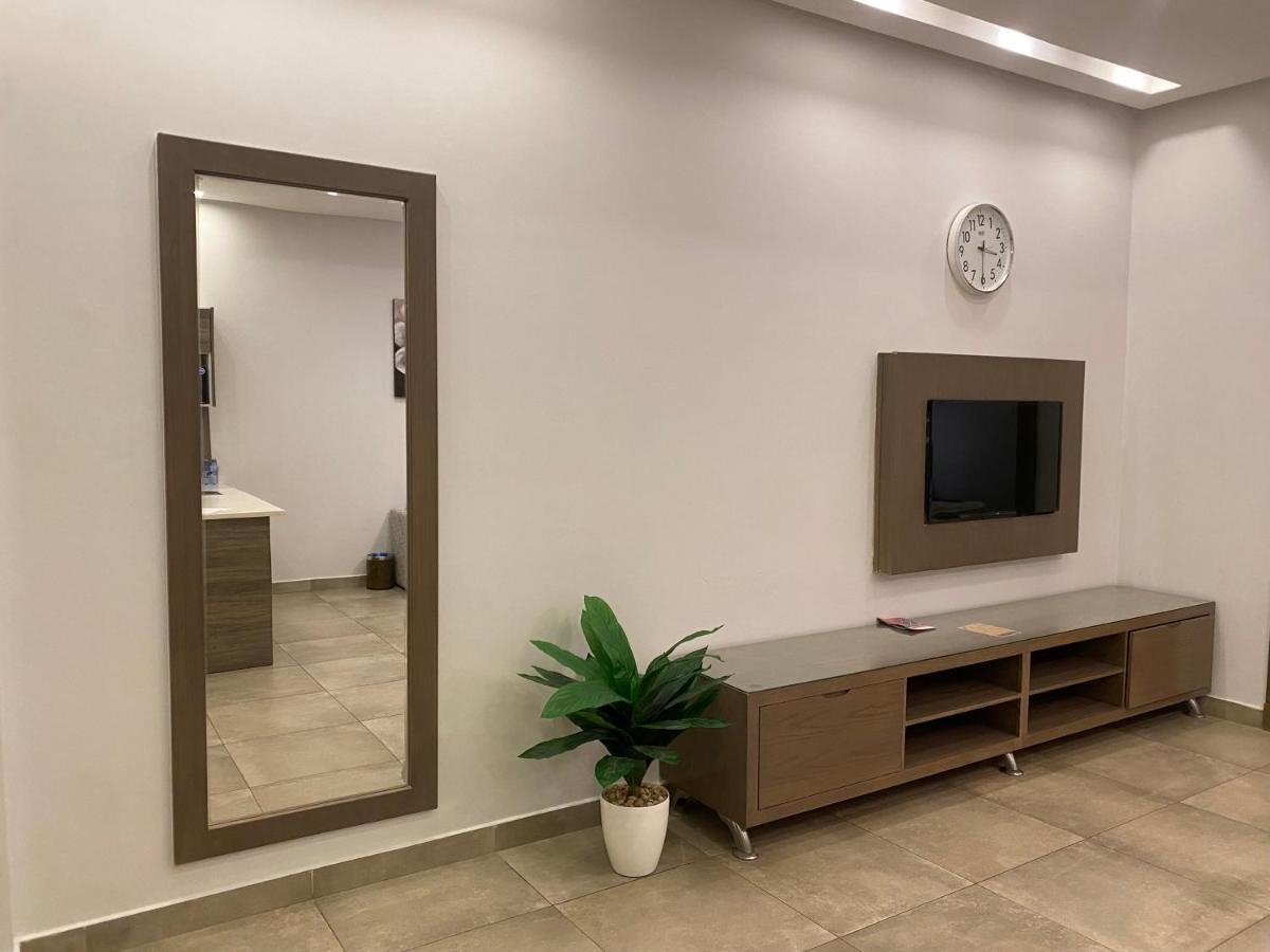 180 Degrees Almalqa Hotel