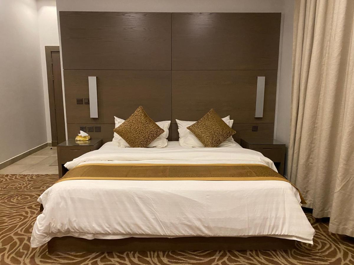 180 Degrees Almalqa Hotel Riyadh