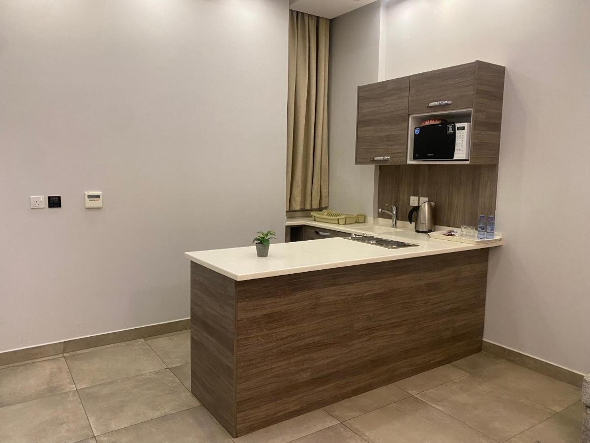 Hotel 180 Degrees Almalqa 4*