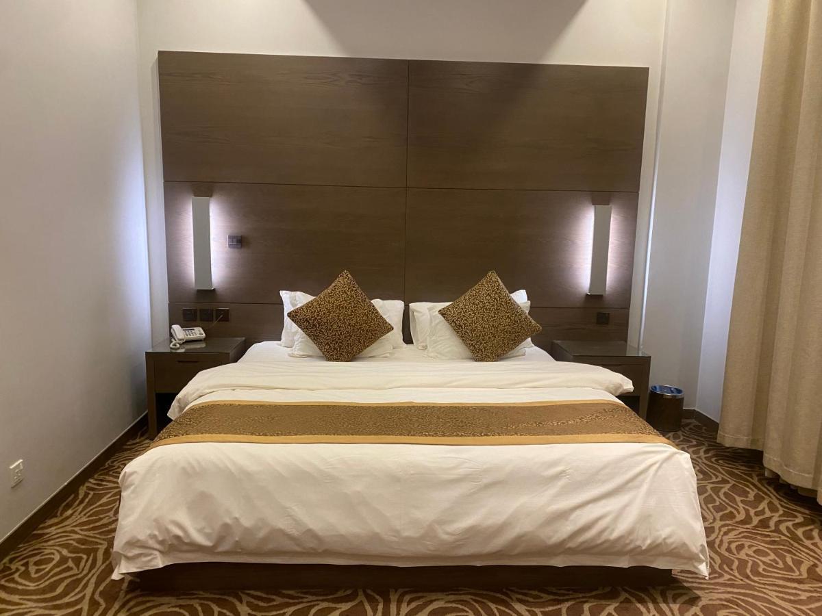 180 Degrees Almalqa 4*