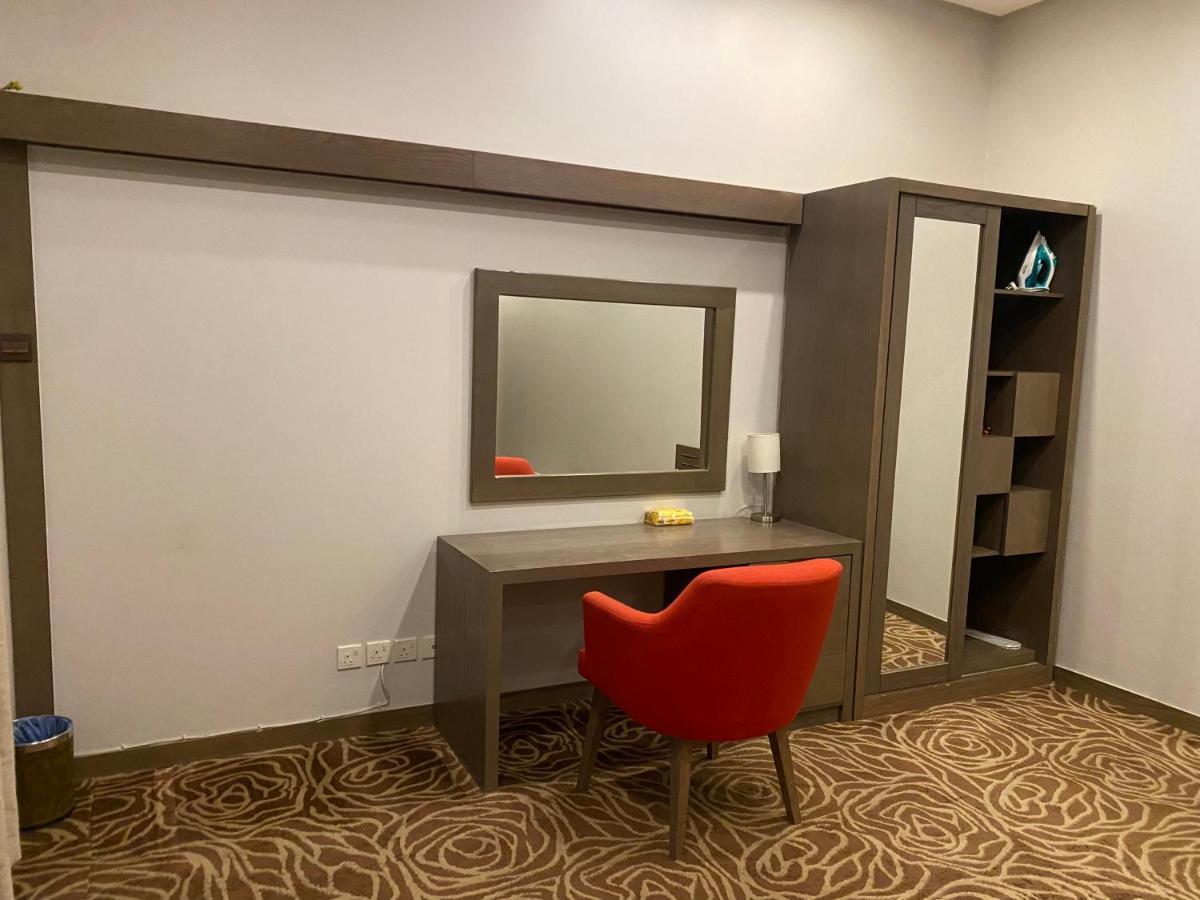 180 Degrees Almalqa Hotel 4*